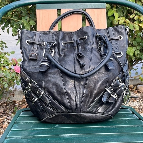 MICHAEL Michael Kors Black Leather Mila Shoulder Bag - Picture 1 of 8